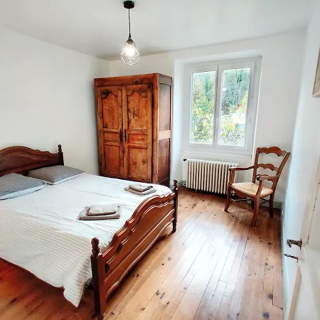 De La Fount Del Roy Caussou